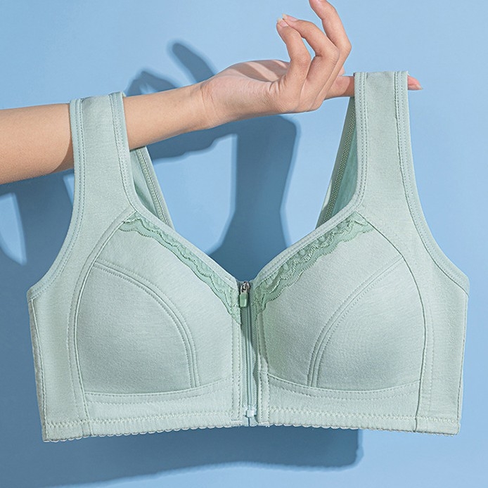 Sutien tip vest cu cupe subțiri din nylon, material principal poliester 80–90%, închidere fără nasturi, bretele duble fixe, respirabil și absorbant de transpirație.