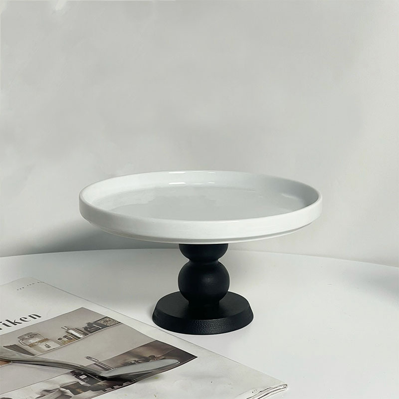 Keramički okrugli tanjur za voće i užinu, Light Luxury Retro stil (Materijal: keramika; Oblik: okrugli; Stil: Light Luxury Retro; Prilagodba: dostupna; Mikrovalna pećnica: pogodna)