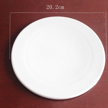 Porculanski tanjur za tortu u obliku zeke, okrugli, glazura, pogodan za mikrovalnu, moderan minimalistički dizajn.