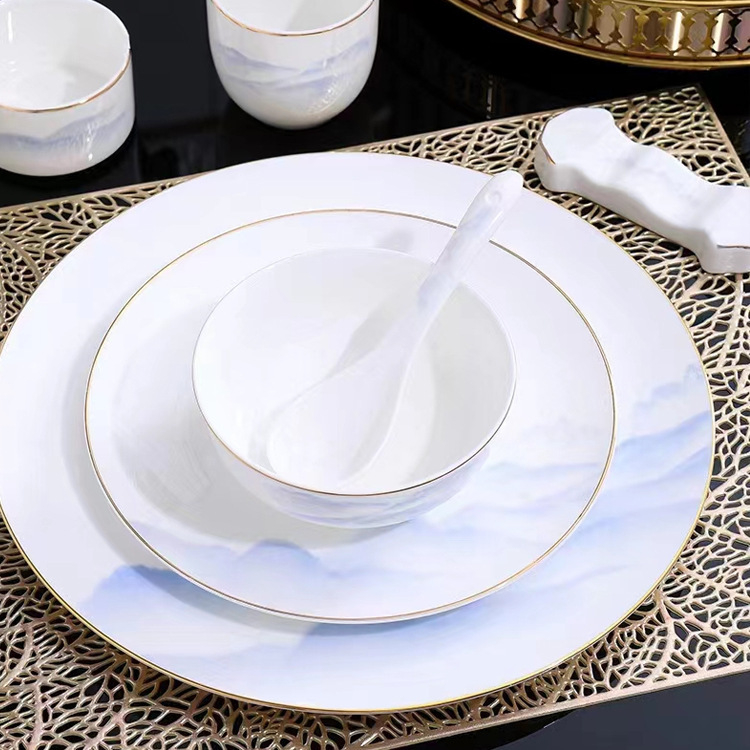 Szállodai étkezőkészlet csontporcelánból, négy darab, overglaze színnel, egyszínű mintázat, logó testreszabás elérhető