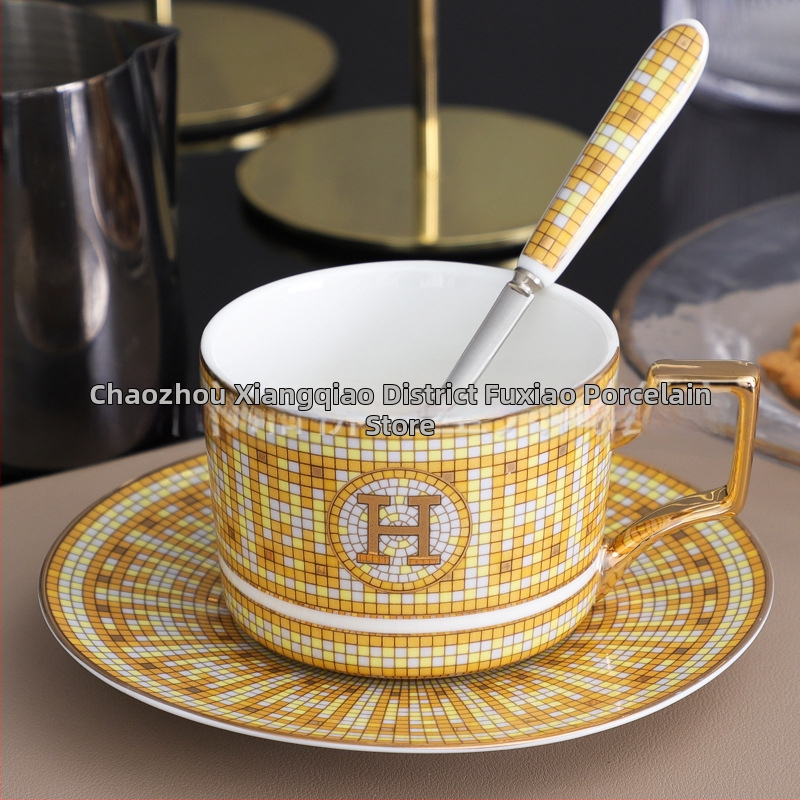 Porcelánový okrúhly servis na jedlo – ručne maľovaná plocha, ľahký luxusný retro štýl