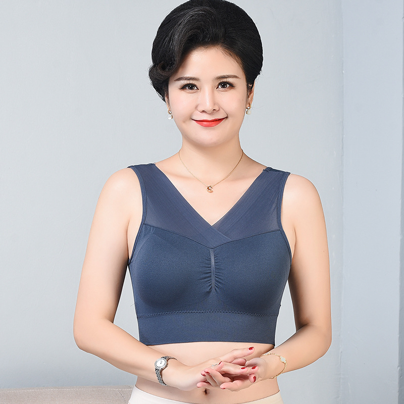 Sutien din nylon, fără sârme, cupe 3/4 ușor modelate, respirabil, susținere superioară