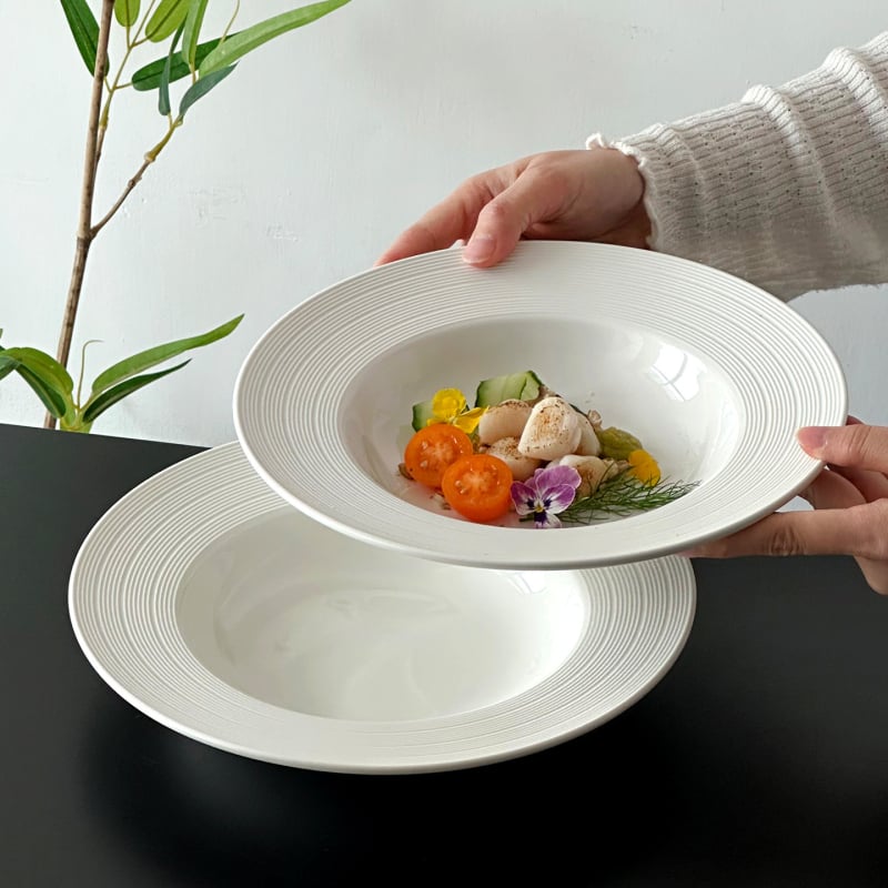 Keramički duboki tanjur za tjesteninu i steak, okrugli, moderan minimalistički stil