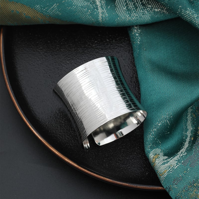 Servetide gredzens rauast, elektroplating, kerge luksus stiil, triibuline muster, kohandamisvõimalus