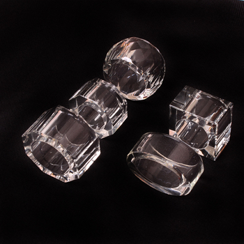 Kristallist salvrätirõngas, klaasist, polügonaalne/ringikujuline/ovaalne kuju, elektroplatineeritud viimistlus, loov muster, logom trükkimine, eraviisne brändi litsents