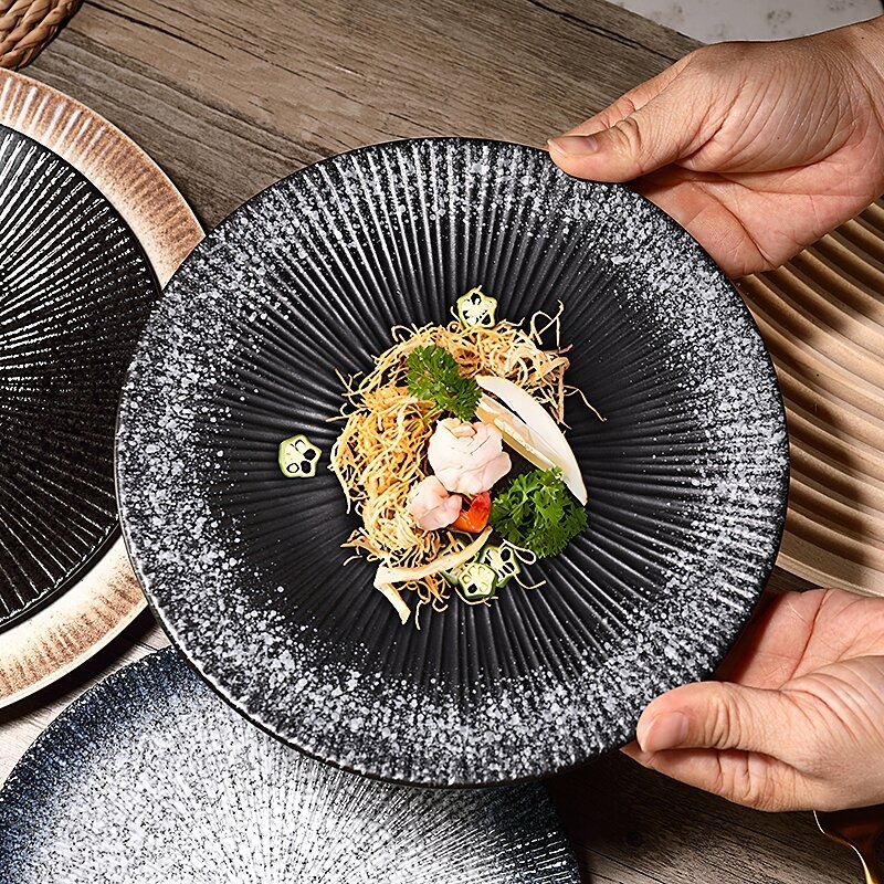 Keramički tanjur u japanskom stilu za sushi, tjesteninu i steak – vintage retro dizajn