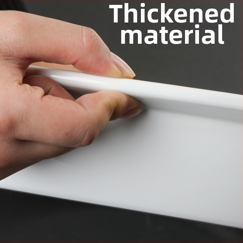 Porcelánová súprava na bufetové ohrievanie – obdĺžnikové porciovacie nádoby a okrúhle keramické taniere pre hotelový servis