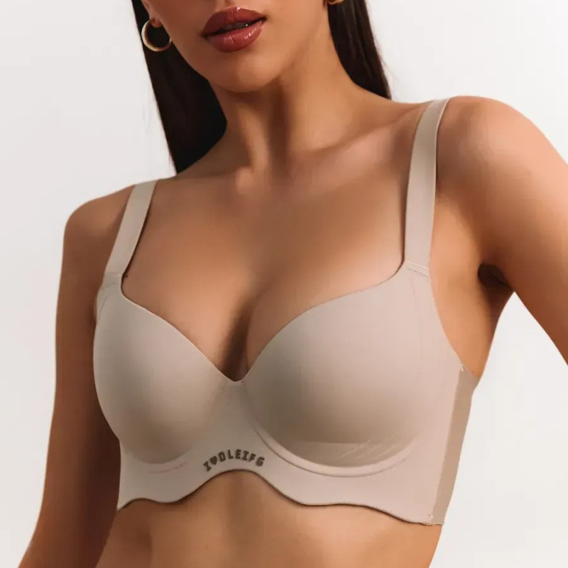 Nylon melltartó, 3/4 kosár, vékony formázott kosár, hátul négy sor horog-zár, spandex bélés