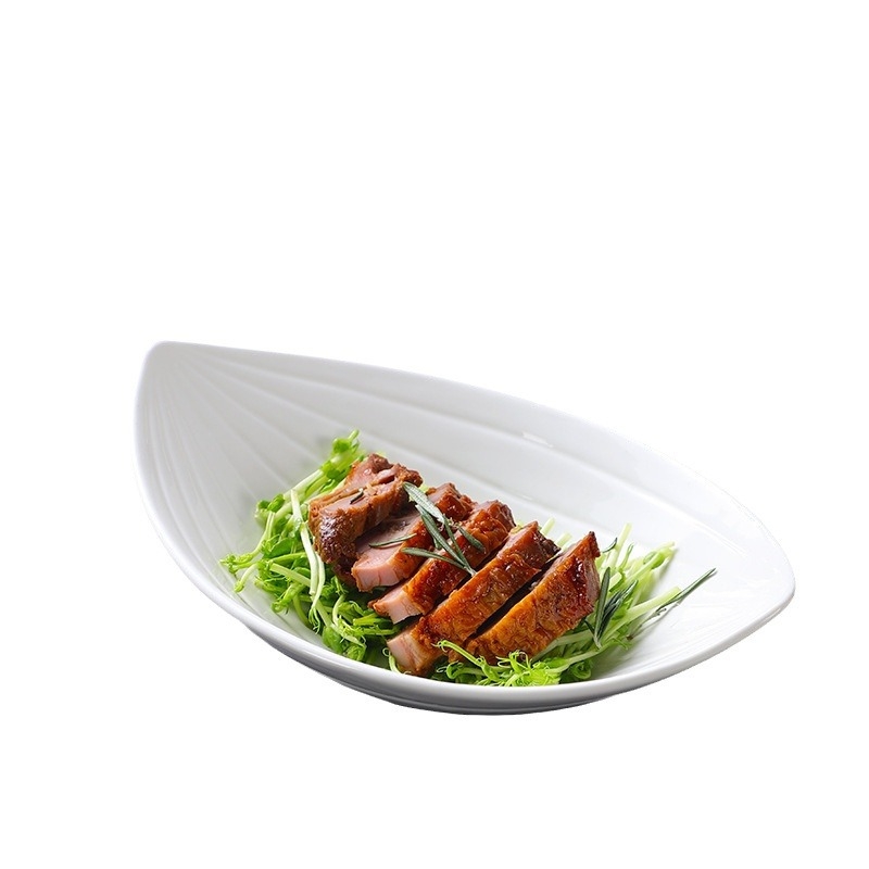 Farfurie ceramică, formă neregulată, culoare solidă, finisaj sub glazură, compatibil cu microunde, logo personalizabil, pentru hoteluri și restaurante