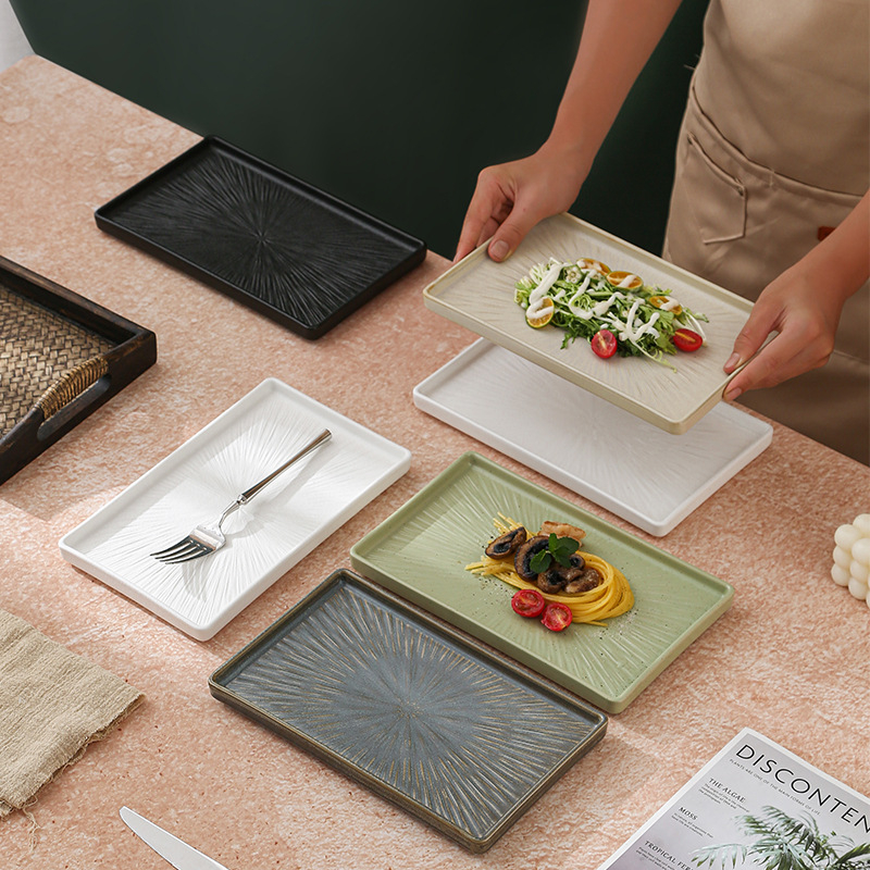 Porcelanski tanjur, japanskog stila, pravokutnog oblika, mikrovalna kompatibilnost, mat glazura