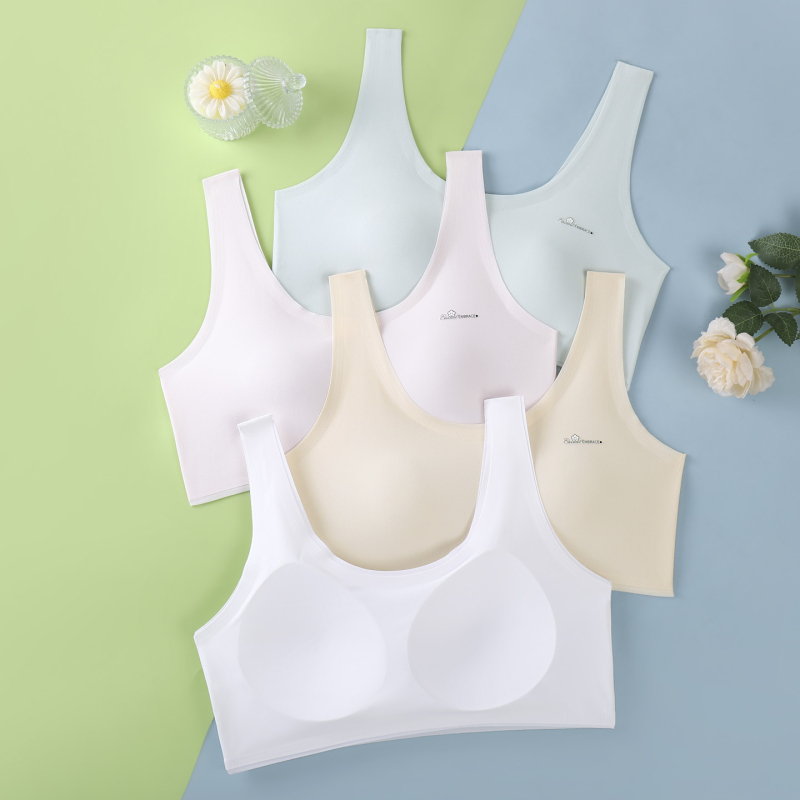 Sutien pentru adolescente: cupe cu acoperire completă, formă turnată subțire, material nailon, bretele fixe, respirabil