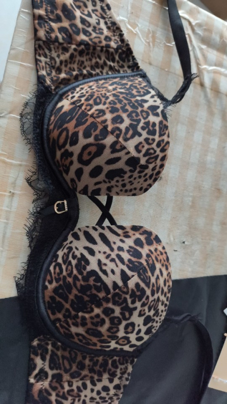 Love Vine Sutien din dantelă cu leopard, cupa 3/4, cupă subțire model, bretele fixe, închidere spate cu 3 rânduri de cârlige