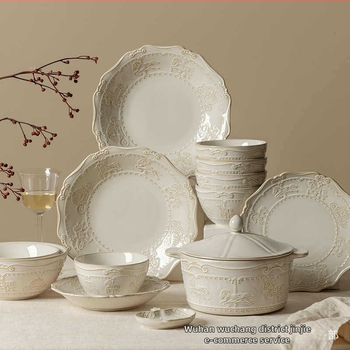 Francúzský porcelánový servis na stolovanie – reliéfne taniere, európsky štýl, retro dizajn, keramická glazúra vypaľovaná v peci, mikrovlnná rúra vhodná