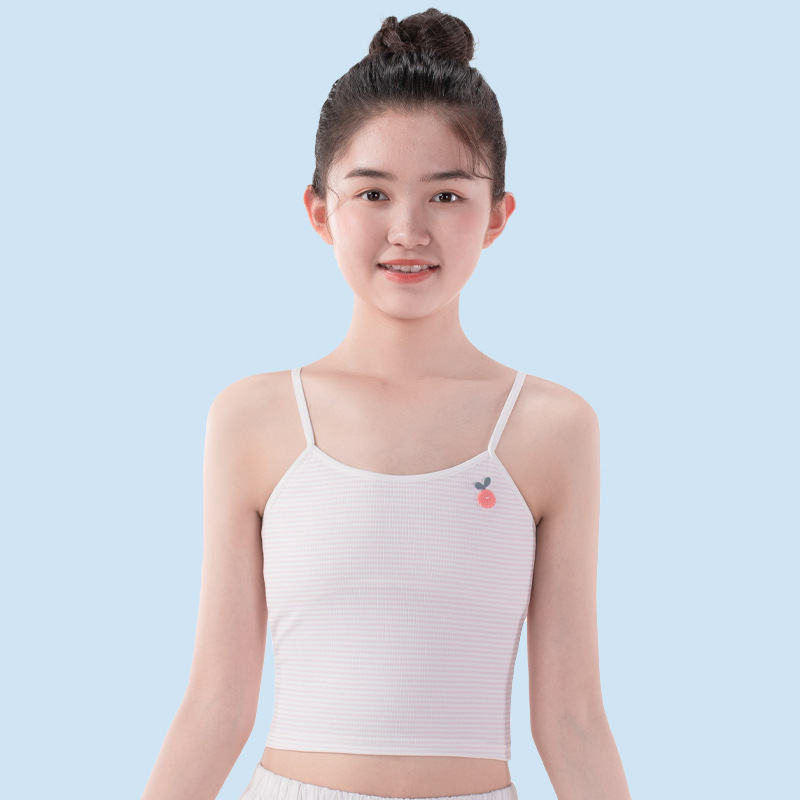 Sutien de antrenament pentru fete în faza de dezvoltare – bază poliester, cupă turnată completă cu căptușeală din bumbac, bretele fixe în două rânduri, respirabil și absorbant de transpirație