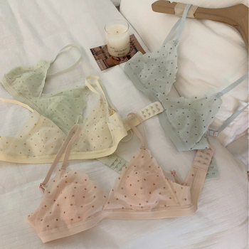  Sutien fara arc, cupe 3/4 preformate subtiri, din nailon cu căptușeală din spandex, închidere laterală, catarame pe spate în două rânduri