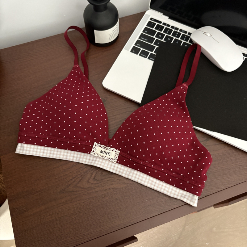 Sutien cu cupă triunghiulară, stil balet, modal (fibră de celuloză regenerată), respirabil și confortabil, căptușeală poliester 95–100%, pentru fete peste 15 ani