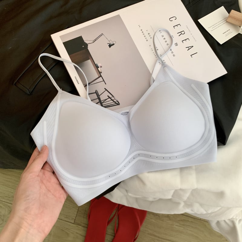 Sutien din nylon, cupe modelate ultra-subțiri, bretele fixe duble, design respirabil, spate neted