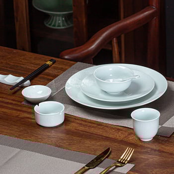 Portselanist hotellilaua serveerimiskomplekt, underglaze color, triibuline muster, 9-osaline komplekt