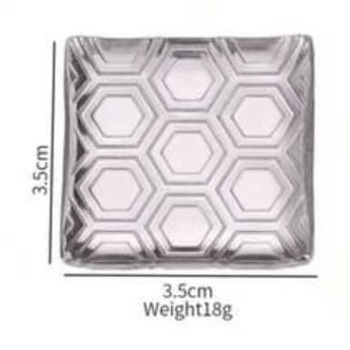 304 roostevabast terasest chopsticks- ja lusikahoidja kalakriku mustriga, hotellide ja koduste lauadade jaoks; logotrükkimise võimalus; komplekt 1 tk; mahutab chopstickid, noad, kahvlid ja lusikad