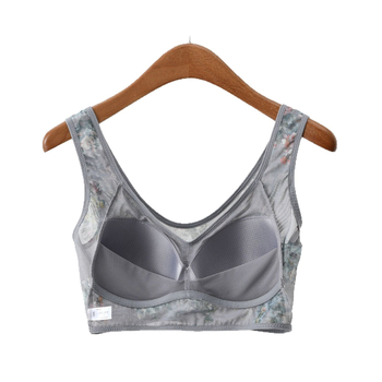 Sutien cu plasă și efect de susținere, material principal nylon, căptușeală din bumbac, cupe din burete, bretele fixe duble, închidere fără cârlig