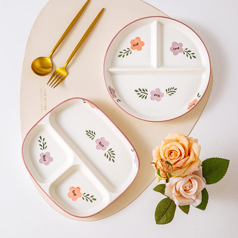Farfurie ceramică cu trei compartimente pentru o singură persoană – model floral nordic sub glazură, stil japonez, rotund, compatibil cu microunde