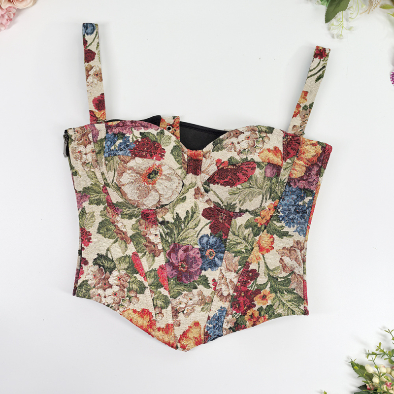 Корсет за оформяне на фигурата с рибени кости и връзки, бюстиеър с открити рамене и подвижни халтер презрамки, бродерия