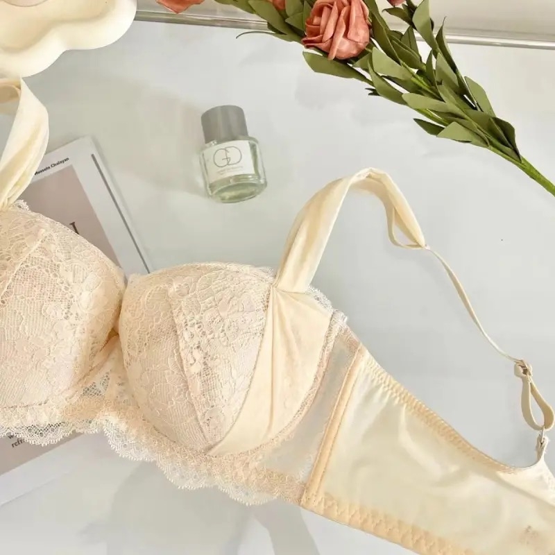 Ženski pamučni grudnjak s čipkom, Push-Up, 3/4 košarica, anti-sag, francuska čipka