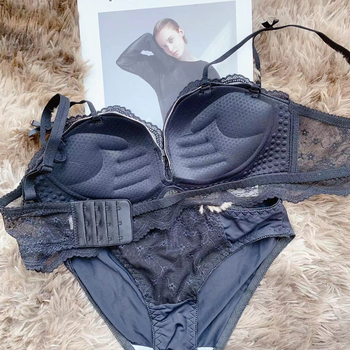 Čipkasti push-up grudnjak set, 3/4 šalice, glavni materijal najlon, oblik s tankim gornjim dijelom i debelim donjim dijelom, fiksne dvostruke naramenice