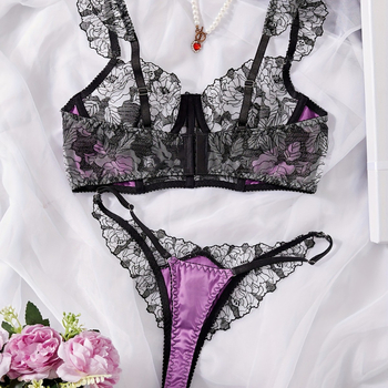 Női fehérnemű készlet: korszet bordázott, hálós részletekkel, poliészter 90-95%, nyári kiadás 2024