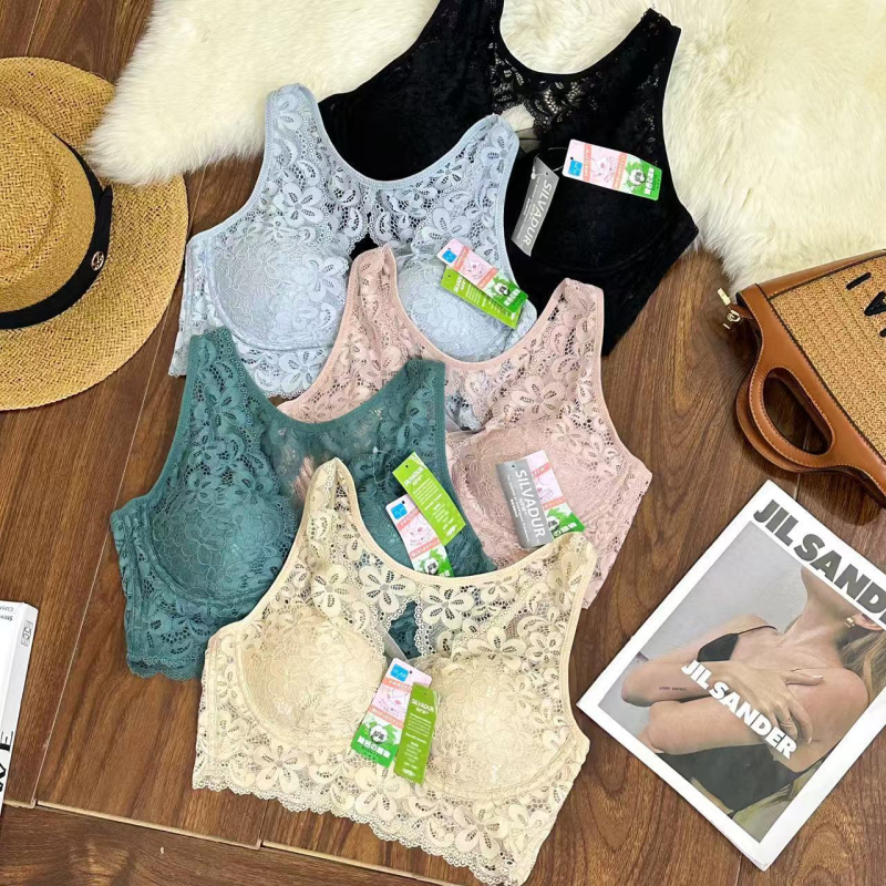 Vezeték nélküli alvó melltartó csipével, push-up hatás, 3/4 kosár, formázott kosár: felső része vékony, alsó része vastag, fix kettős vállpántok