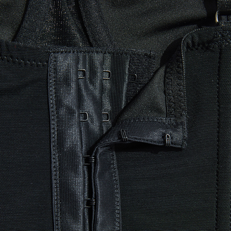 Camisole top s kristalima na lancima i resicama, tanak kroj, dvostruke naramenice