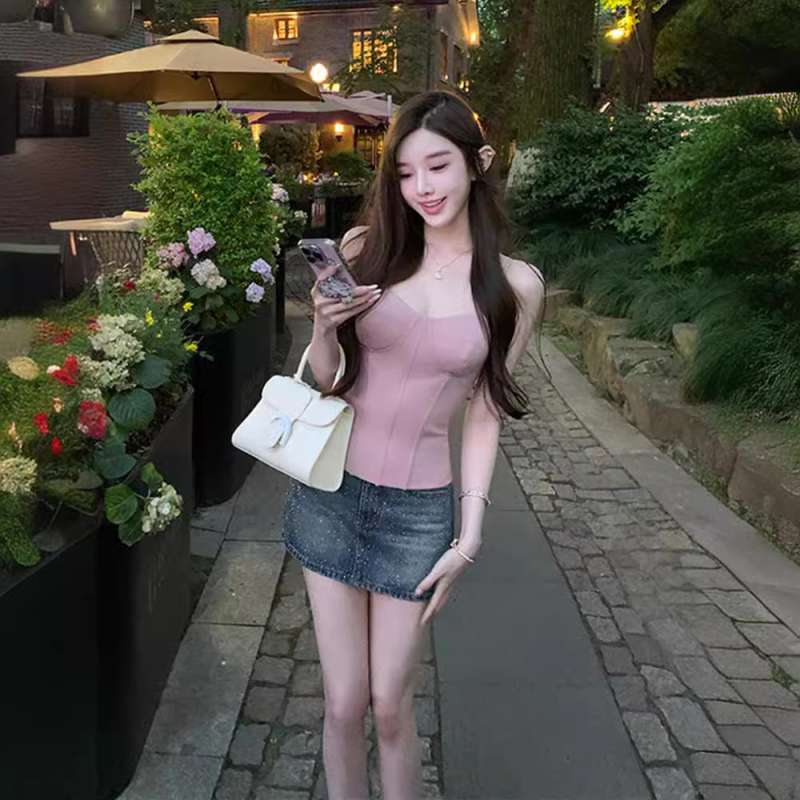 Sling top bez rukava, uski kroj, ljeto 2024, poliester 50–70%