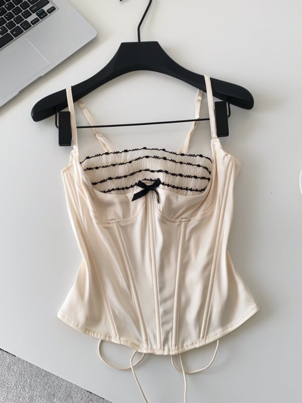 Krajni top s patchworkom i naramenicama, elegantan gradski stil, kratka duljina, spandeks 30–50%