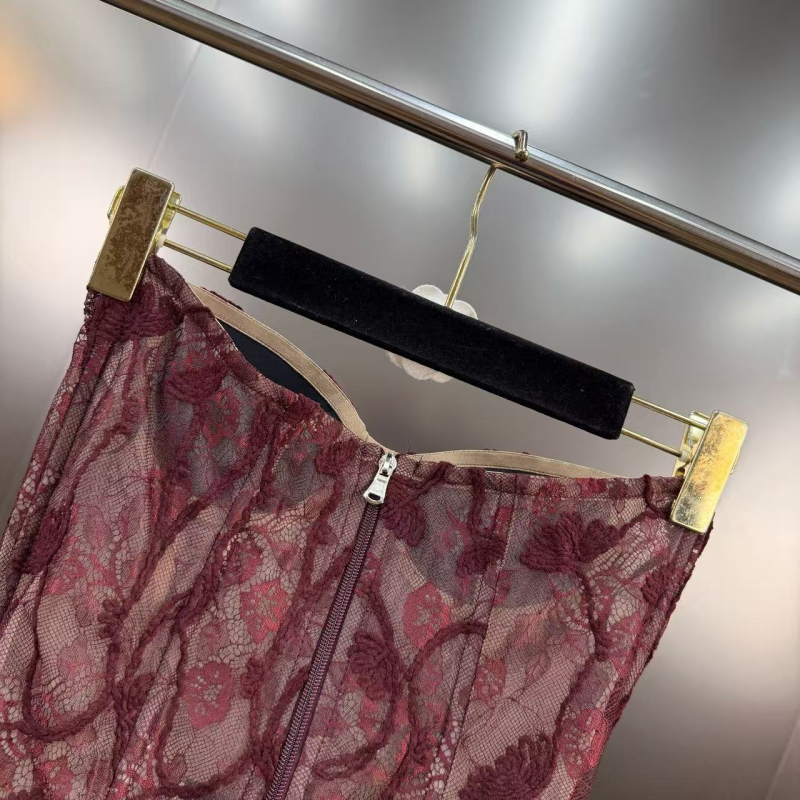 Čipkasti bustier bez naramenica – Slim fit, kratka duljina 40–50 cm, čipka, poliester 30–50%