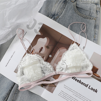 Set de sutiene din dantelă, fără sârmă, cupe triunghiulare, tip 3/4, închidere frontală