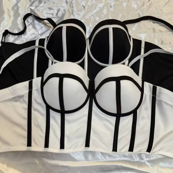 Pamut csontozott melltartó felső, 3/4 kosár, push-up és testformázás, levehető dupla pántok, hátul négy sor kapocs, európai–amerikai stílus