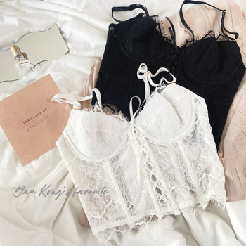 Francia stílusú csipkés fehérnemű csontokkal, vékony formázó kosár, 3/4 kosár, levehető dupla vállpántok, légáteresztő testformázó