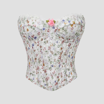 Csőtop, szűk fazon, hossza 40–50 cm, csipke mintázat, vállpánt nélküli