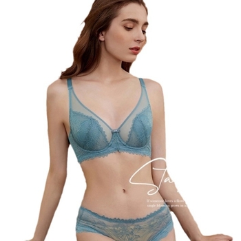 Nyúlfülös melltartó — ultra vékony formázott kosár, 70–80% poliészter, bélés modal 90–95%, rögzített dupla vállpántok