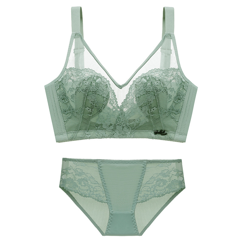 Csipkés melltartó, nélküli, 3/4 kosár, vékony formázott kosár, hímzés, varrat nélküli hátsó rész