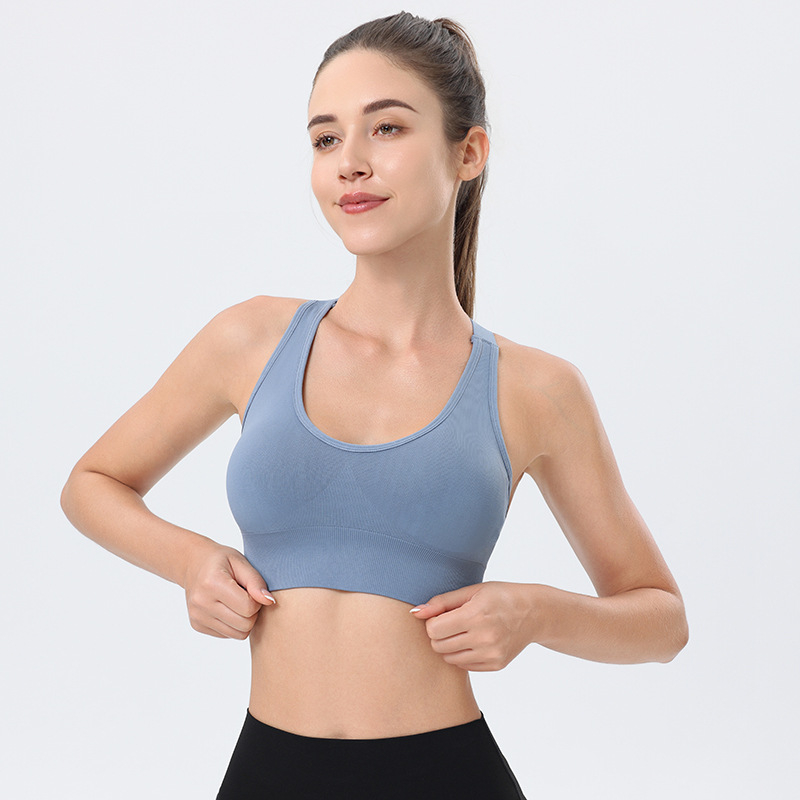 Bevielė sportinė liemenėlė bėgimui, kvėpuojanti nugara, drėgmę šalinantis audinys, 3/4 puodelio formuojami puodeliai, nailono audinys, fiksuoti dvigubi dirželiai