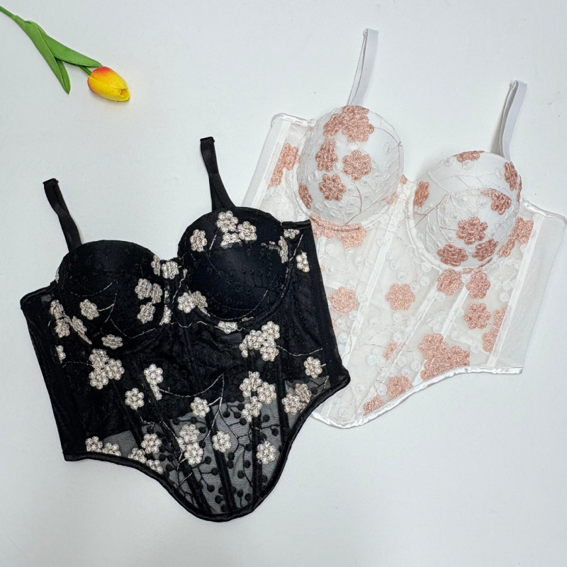 Τοπ χωρίς τιράντες τύπου σωλήνας με εσωτερική στήριξη ψαροκόκαλο, διάφανη δαντέλα με χρυσές κλωστές, φλοράλ μοτίβο, υπερ-κοντό μήκος, πολυεστέρας