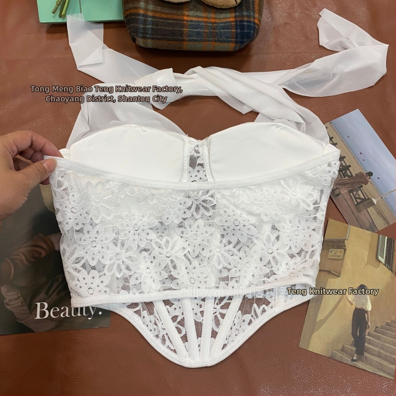 Čipkovaný halter kamizola s sieťovanou látkou, košíčky 3/4, tenké formované košíčky, podšívka nylon, pevné dvojité ramienka, krásne chrbát