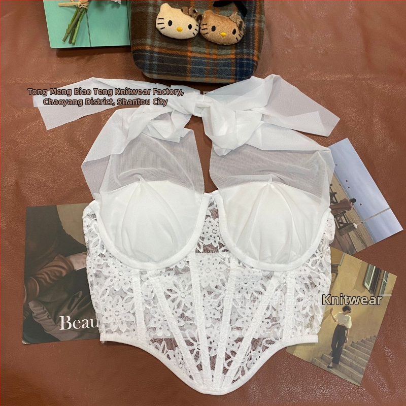 Čipkovaný halter kamizola s sieťovanou látkou, košíčky 3/4, tenké formované košíčky, podšívka nylon, pevné dvojité ramienka, krásne chrbát