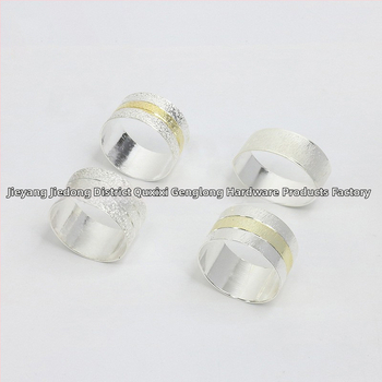 Servetikorõngas, lilleline kahekordne joon, pitsi ääris, vask elektroplaaditud pind, lääne stiil