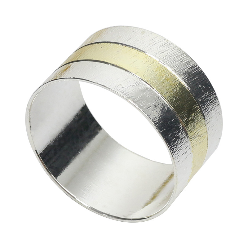 Servetikorõngas, lilleline kahekordne joon, pitsi ääris, vask elektroplaaditud pind, lääne stiil