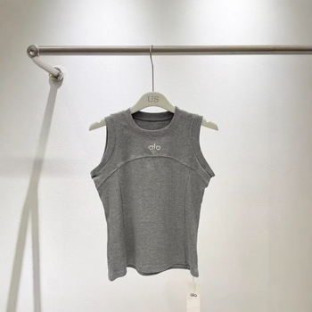 Slim-fit ujjatlan felső chest-wrap dizájnnal és fishbone varrással, kerek nyakú, 50-70% pamut, mikroelasztikus, dupla vállpánt, nyár 2024, nőknek