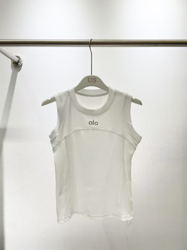 Slim-fit ujjatlan felső chest-wrap dizájnnal és fishbone varrással, kerek nyakú, 50-70% pamut, mikroelasztikus, dupla vállpánt, nyár 2024, nőknek