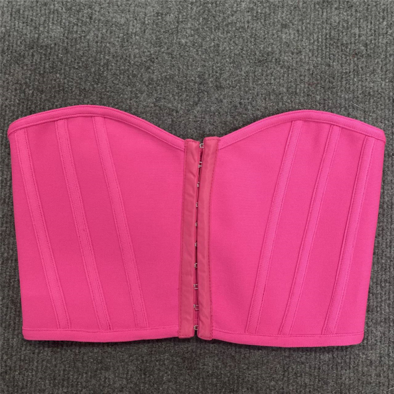 Bez naramenica, kratki top s uskim strukom i detaljima riblje kosti; poliester/spandeks