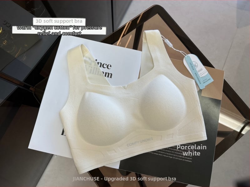 Be siūlių liemenėlė vestės stiliaus su 3D minkšta parama, šoninis suspaudimas ir kvadratinė iškirptė; trikampiai kaušeliai, vidutinio dydžio kaušelis, poliesterio audinys, padas nailonas